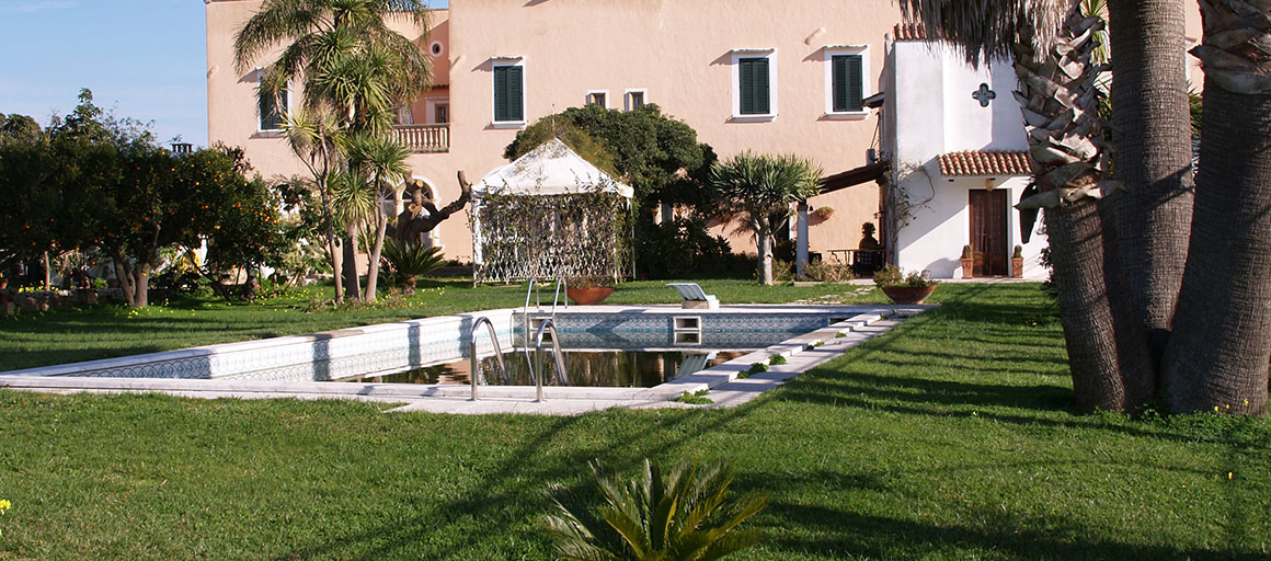 Piscina Bed & Breakfast